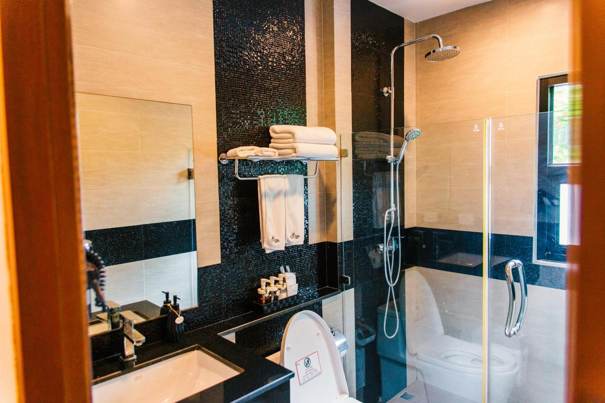 Wealth Boutique Hotel Τσιάνγκ Μάι Εξωτερικό φωτογραφία